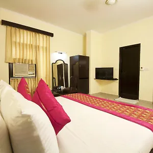 Hotel Fabhotel Delhi Darbar