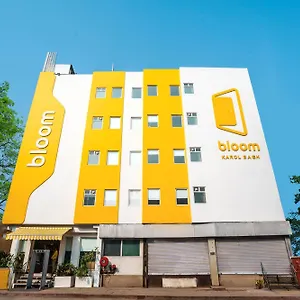 Hotel Bloom - Karol Bagh